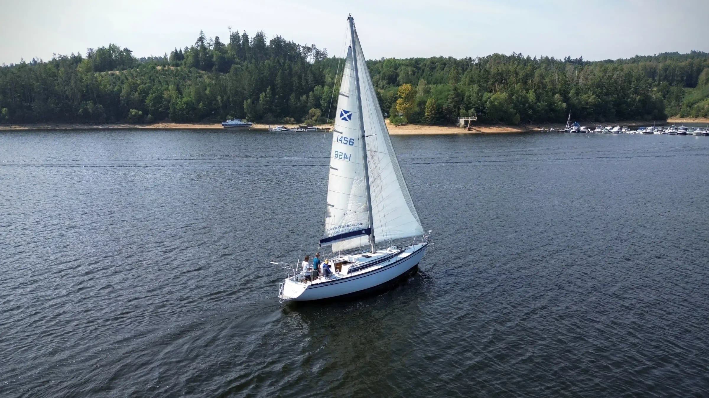 Kompletní příprava – Charteg boats
