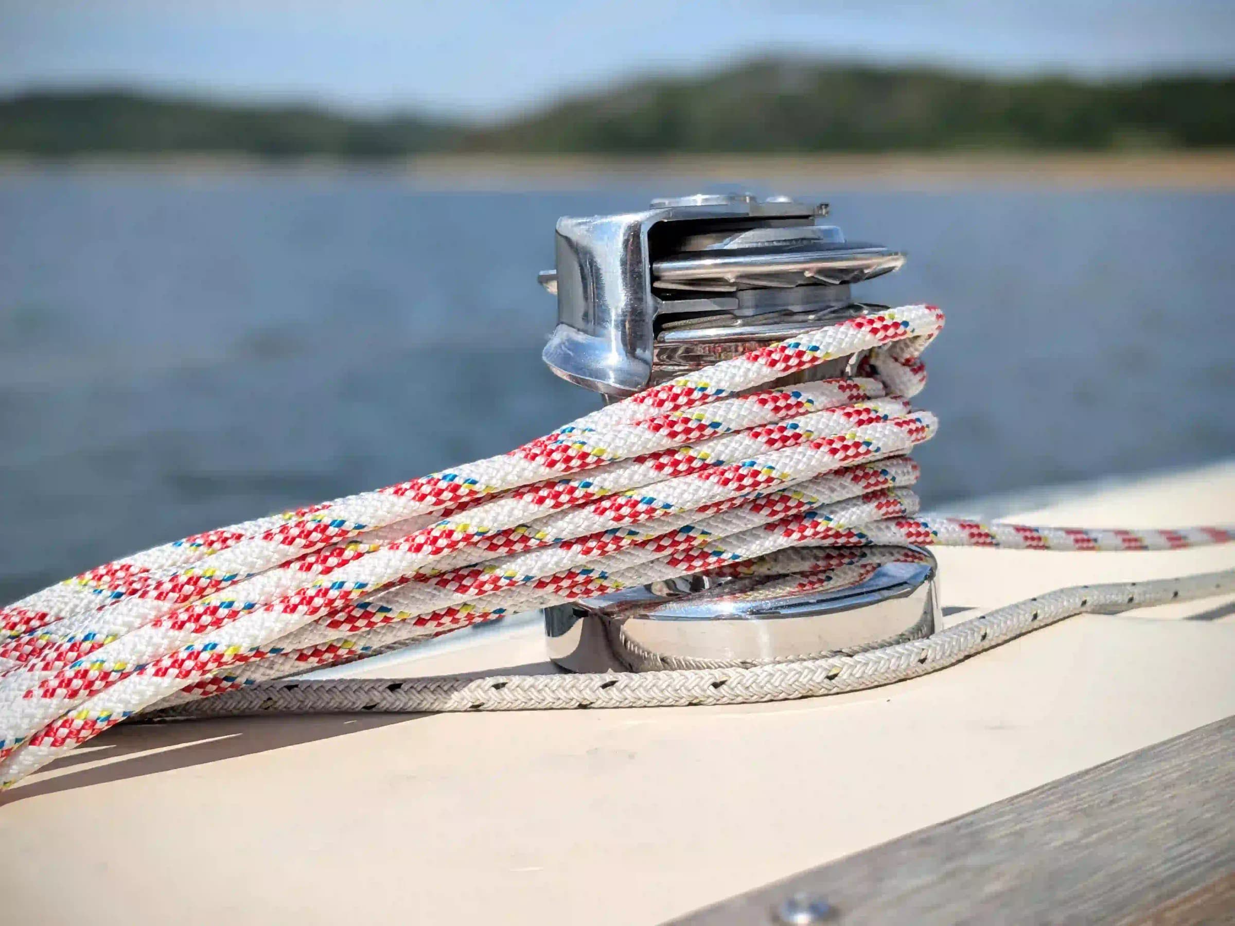 Charteg boats – práce na lodi